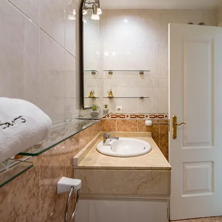 Apartamento Beautiful In Nueva Andalucia Close To Puerto Banus *
